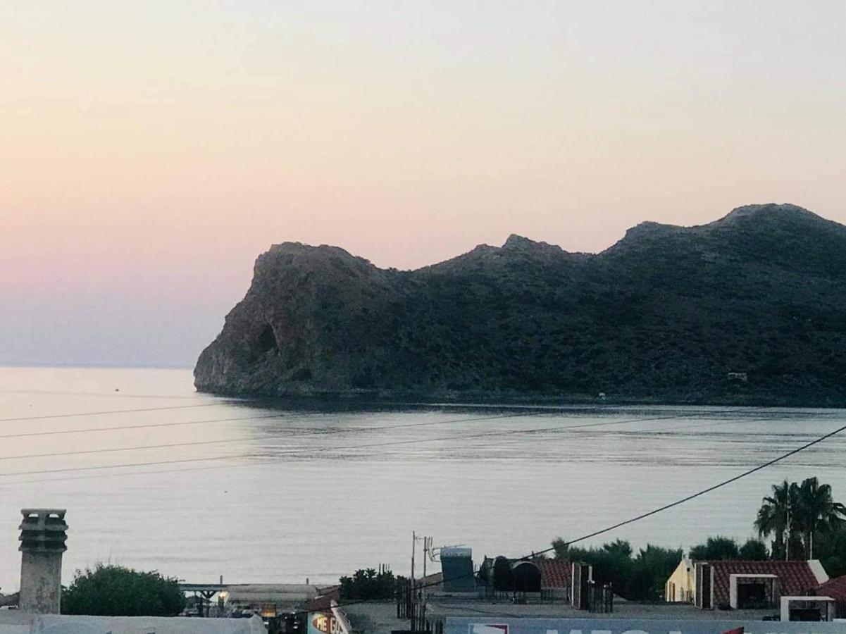 Evexia Boutique Hotel & Spa Agia Marina Dış mekan fotoğraf